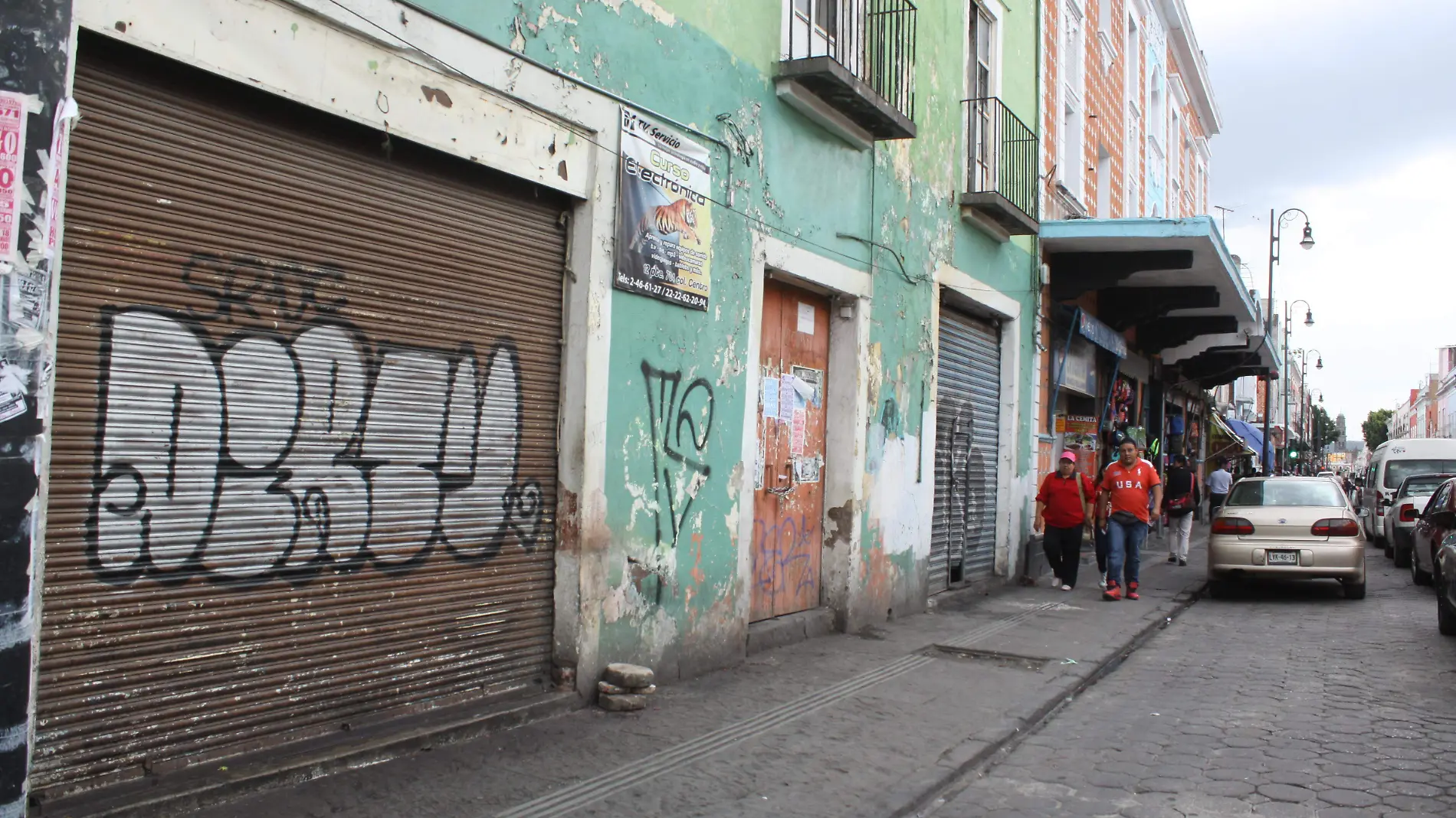 10 poniente entre 5 y 3 norte cortinas cerradas  (4)